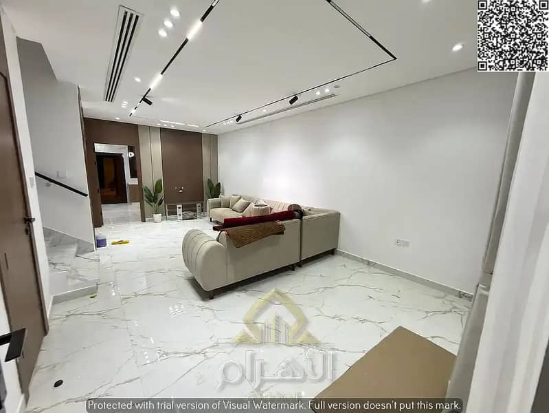 3 851792910-1066x800. webp