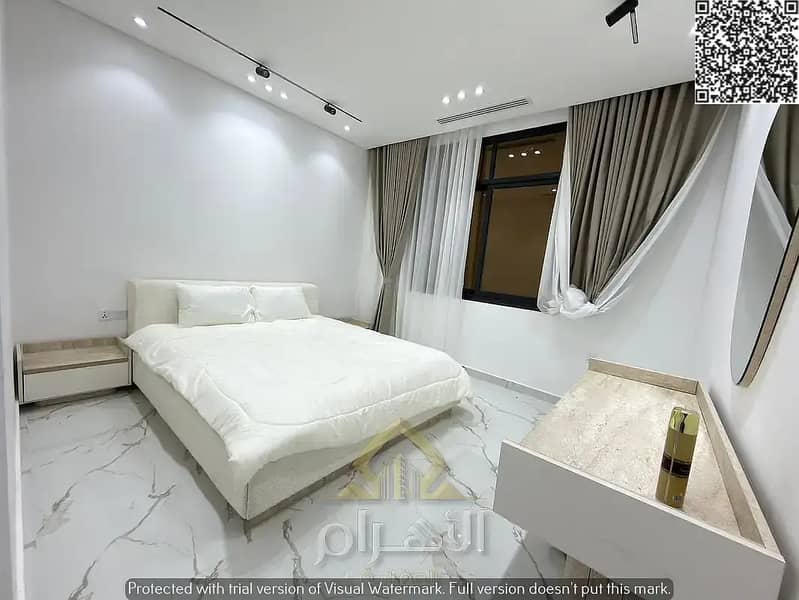 9 851792916-1066x800. webp