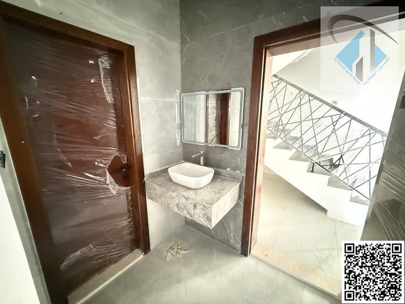 14 7393ccd0-e012-4ed0-a66f-e31c860b841f. jpg