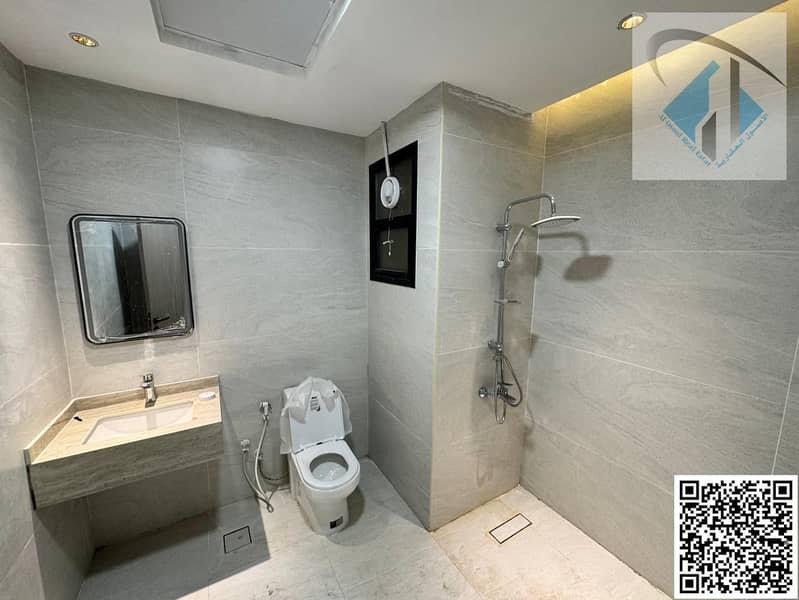 22 dcd8ae7e-5de6-412e-bbb4-c158bb4be499. jpg