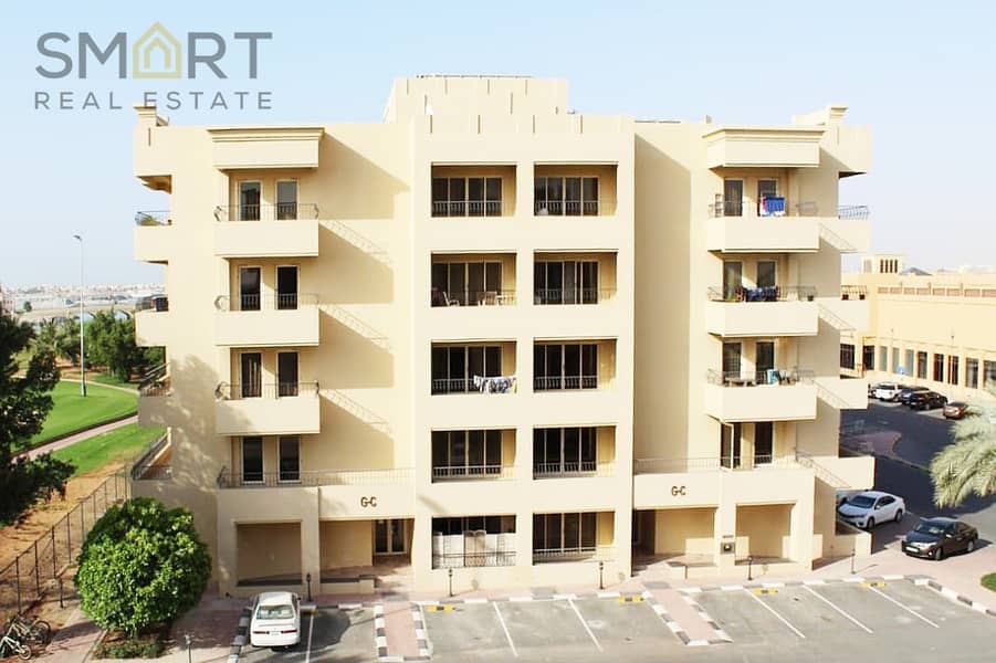 Beautiful 1 bedroom golf apartment facing Al Hamra Mall  and the pool  is located in Al Hamra Village , Ras Al Khaimah