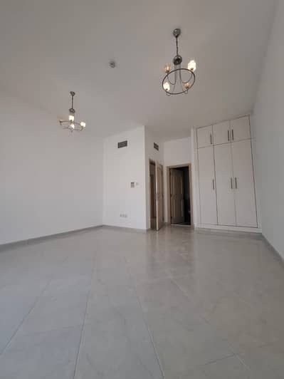 3 Bedroom Flat for Sale in Al Mamzar, Sharjah - WhatsApp Image 2026-07-12 at 15.41. 29. jpeg 3 Bedroom Flat for Sale in Al Mamzar, Sharjah - WhatsApp Image 2026-07-12 at 15.41. 29. jpeg