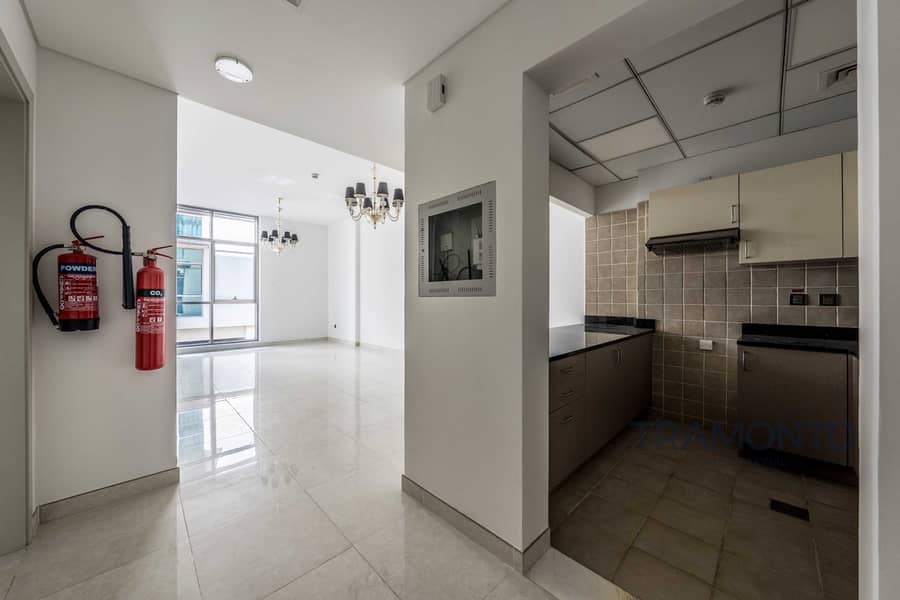 7 MJG01748-HDR. jpg