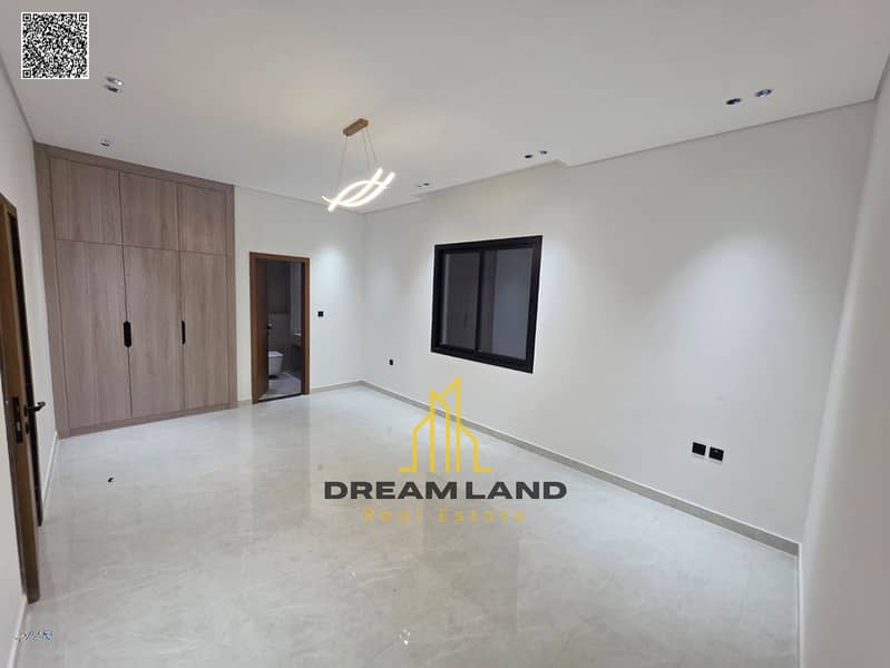 7 WhatsApp Image 2026-01-04 at 10.46. 30 AM (1). jpg