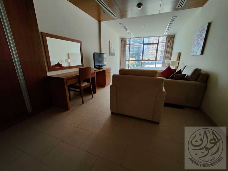 11 Studio 10 Series (11). jpg