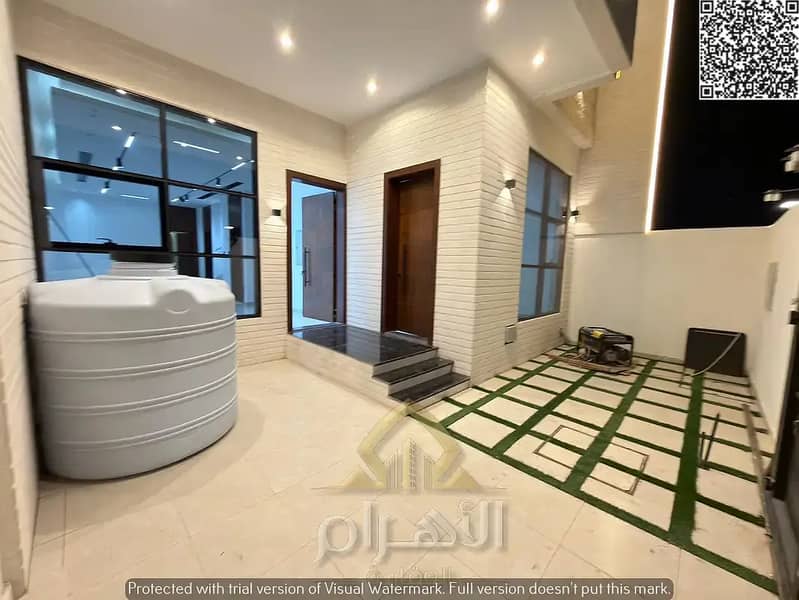 2 851791699-1066x800. webp