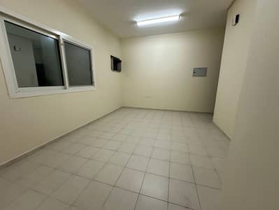 Studio for Rent in Bu Tina, Sharjah - IMG-20250113-WA0039_Original. jpeg Studio for Rent in Bu Tina, Sharjah - IMG-20250113-WA0039_Original. jpeg