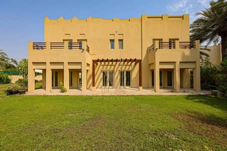 Villa de 5 chambres à à louer à The Meadows, Dubai - Villa à The Meadows,The Meadows 5, 5 chambres, 550000 AED - 15805494 Villa de 5 chambres à à louer à The Meadows, Dubai - Villa à The Meadows,The Meadows 5, 5 chambres, 550000 AED - 15805494