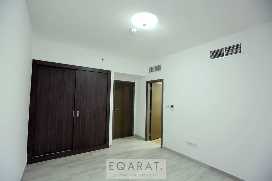 14 2R2B9250. JPG