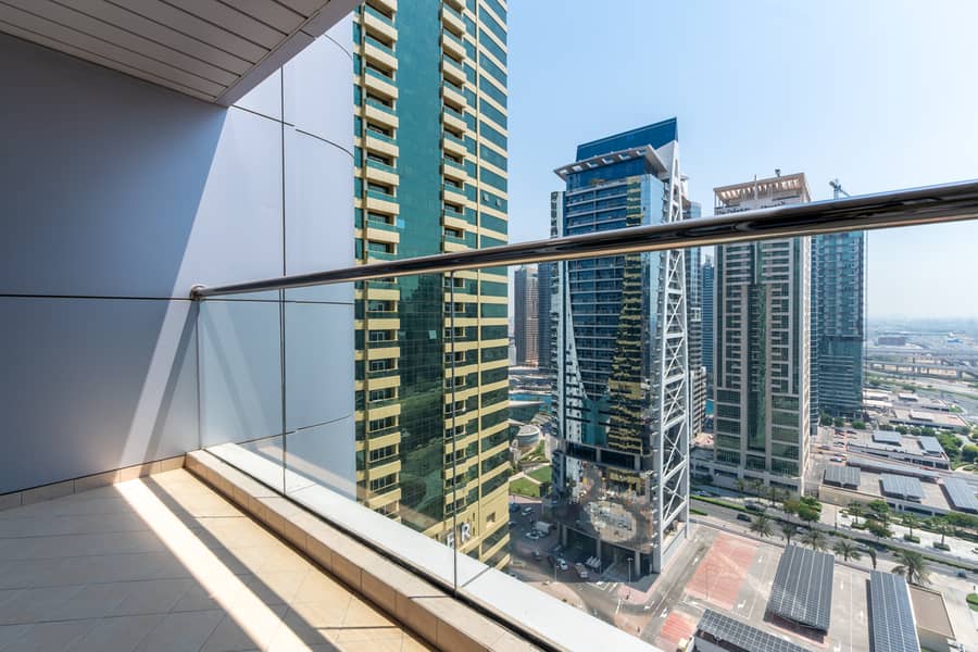 16 Balcony 1.1. jpg