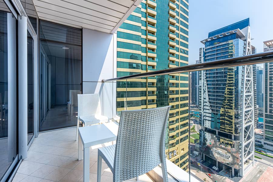 17 Balcony 2.1. jpg