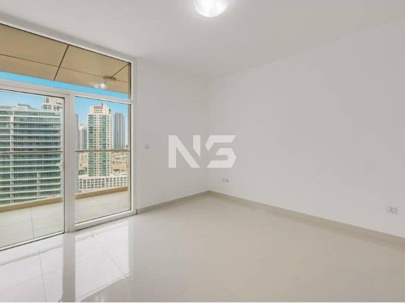 7 Bedroom-resized. jpg