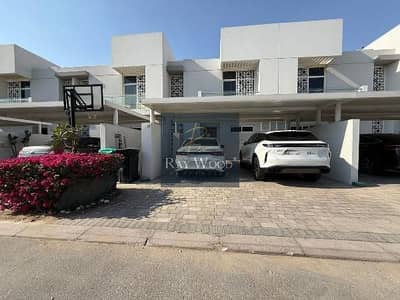 3 Camere Townhouse in Vendita a Mudon, Dubai - 01. jpeg