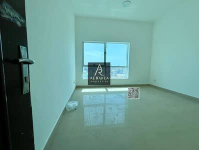 3 Camere Appartamento in Affitto a Corniche Ajman, Ajman - 1a16b989-1e40-4ef5-9a91-86ab29d77ffc. jpg