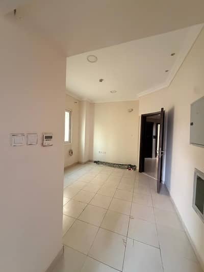 1 Slaapkamer Appartement te Huur in Al Qulayaah, Sharjah - WhatsApp Image 2026-07-12 at 20.19. 25. jpeg