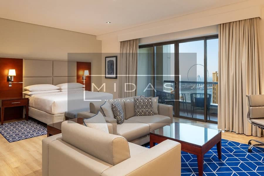 2 BALCONY WITH SEA VIEW. jpg