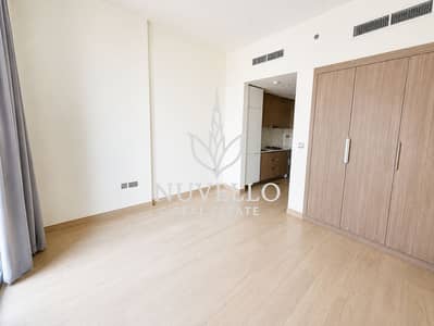 Monolocale in vendita a Meydan, Dubai - Appartamento a Meydan，Meydan One，Azizi Riviera，Azizi Riviera 8, 700000 AED - 15811359