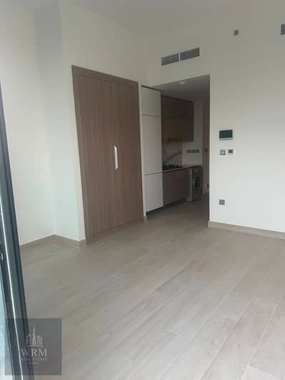 Studio for Rent in Azizi Riviera, Dubai - WhatsApp Image 2026-07-13 at 2.18. 38 PM (1). jpeg Studio for Rent in Azizi Riviera, Dubai - WhatsApp Image 2026-07-13 at 2.18. 38 PM (1). jpeg
