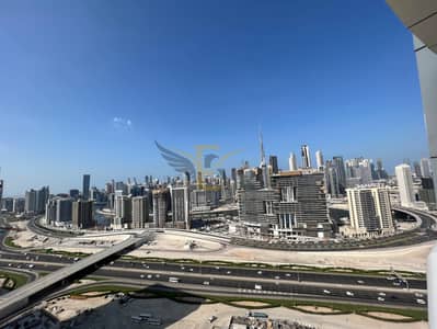 3 Bedroom Flat for Rent in Business Bay, Dubai - image_0