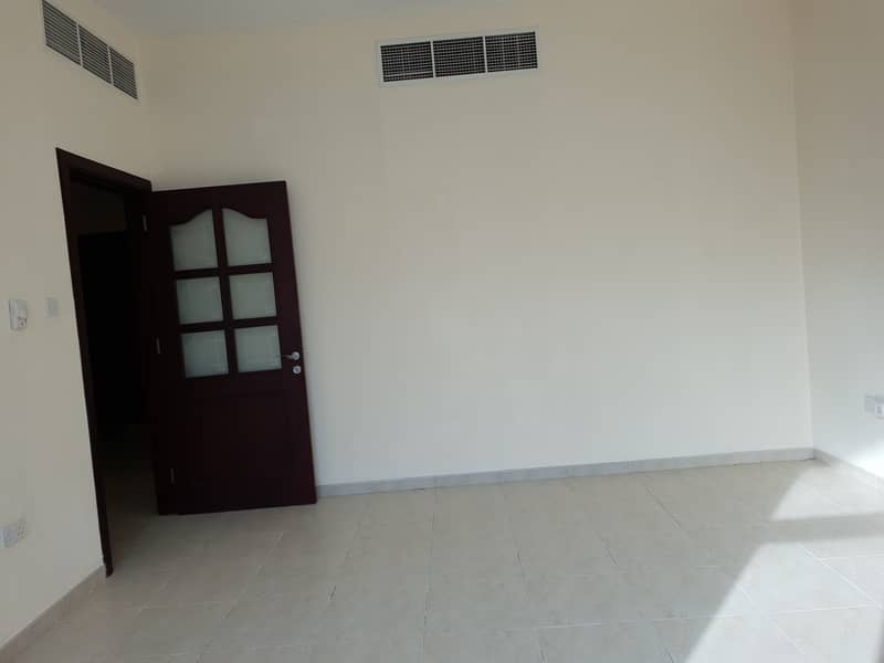 Nice 2 Bedroom Hall apartment available with Balcony