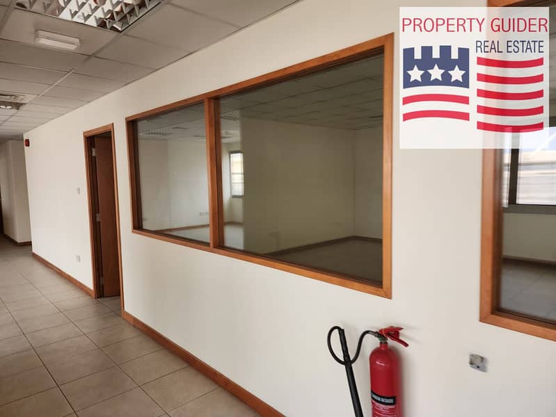 7 office 4. jpg