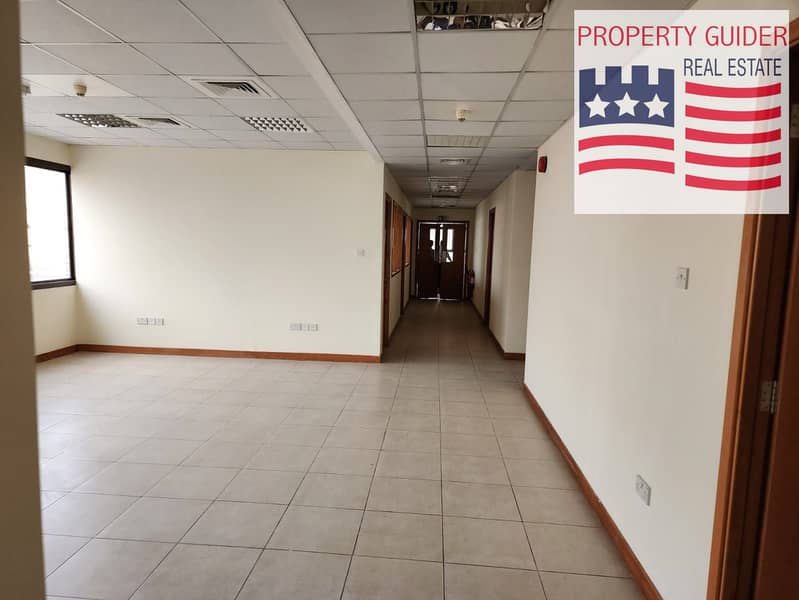 8 office 5. jpg
