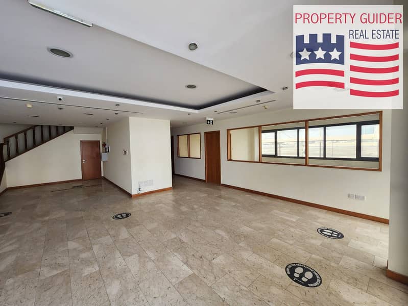 13 office 15. jpg