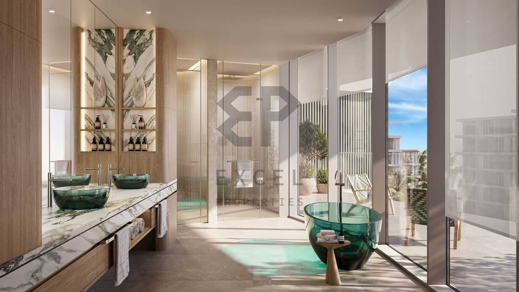 8 Palm Central Int Penthouse Bathroom. jpg