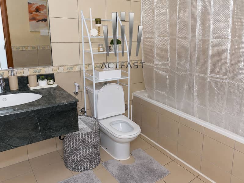 6 Washroom. png