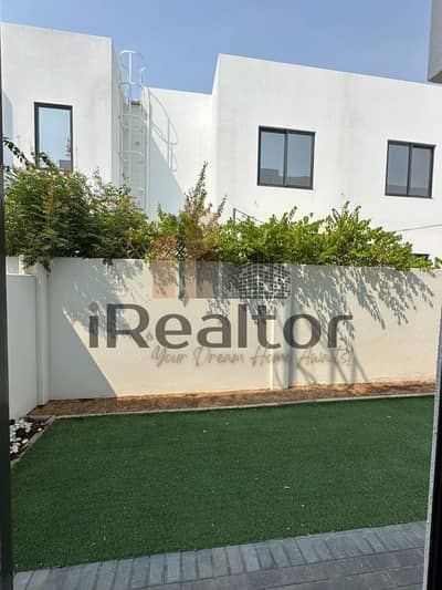 Townhouse de 3 chambres à à vendre à Al Ghadeer, Abu Dhabi - WhatsApp Image 2026-04-14 at 2.42. 59 PM (1). jpeg Townhouse de 3 chambres à à vendre à Al Ghadeer, Abu Dhabi - WhatsApp Image 2026-04-14 at 2.42. 59 PM (1). jpeg
