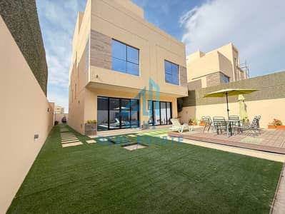 5 Schlafzimmer Villa zum zum Verkauf in Tilal City, Sharjah - cc371fa7-4b6e-417f-98ee-7a6df8fbdf33. jpeg 5 Schlafzimmer Villa zum zum Verkauf in Tilal City, Sharjah - cc371fa7-4b6e-417f-98ee-7a6df8fbdf33. jpeg