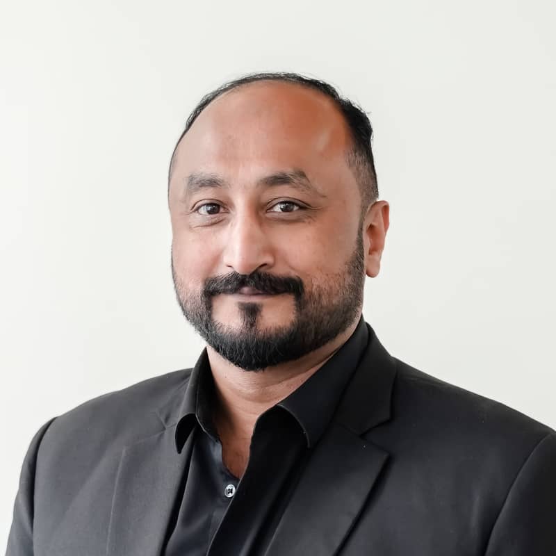 Saqlain Iftikhar Saqlain Iftikhar