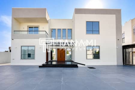 6 Bedroom Villa for Sale in Al Shamkha, Abu Dhabi - Free Hold Big Plot | Luxury Finish | 6 Master Bed