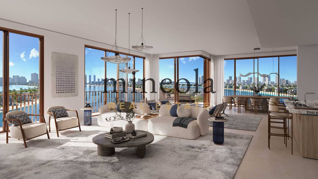 13 Palm Central INT 4-BR LV. jpg
