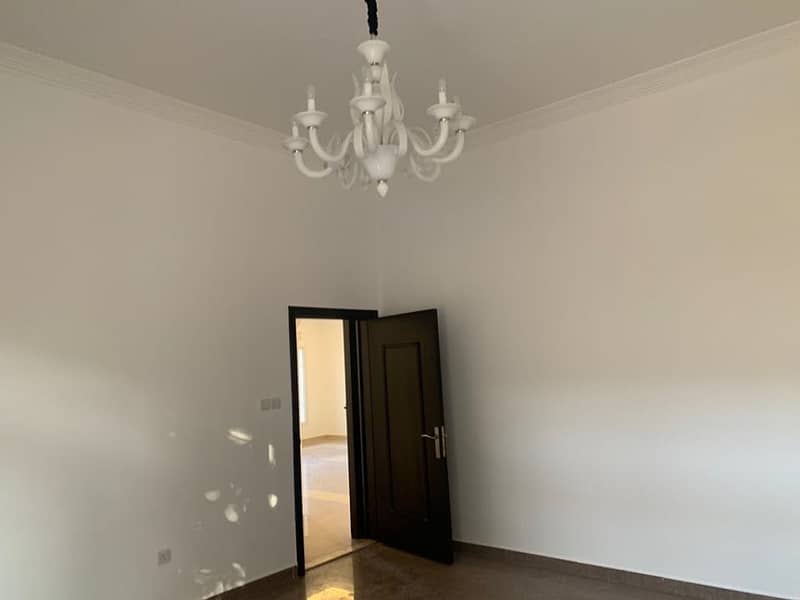 villa for rent at el mizhar : 6 bedroom master with surface block