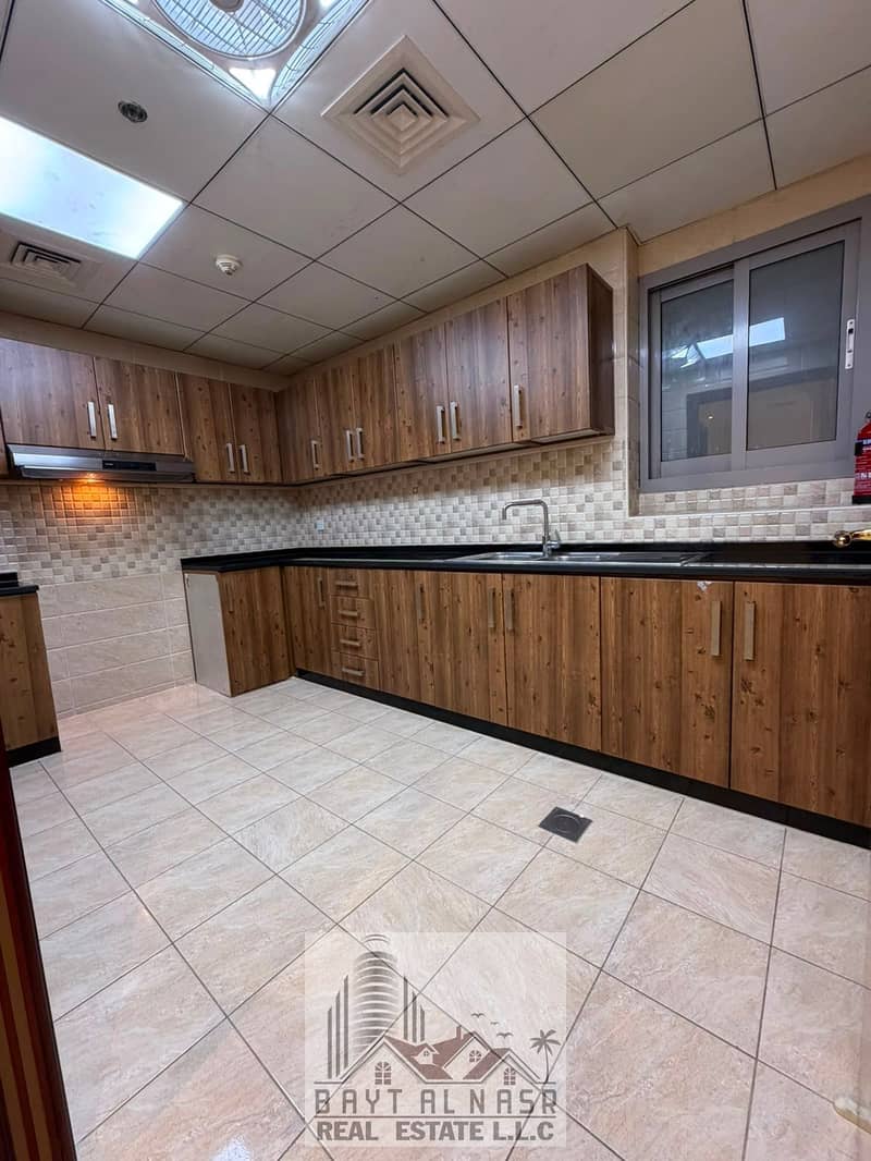 6 kitchen. jpeg