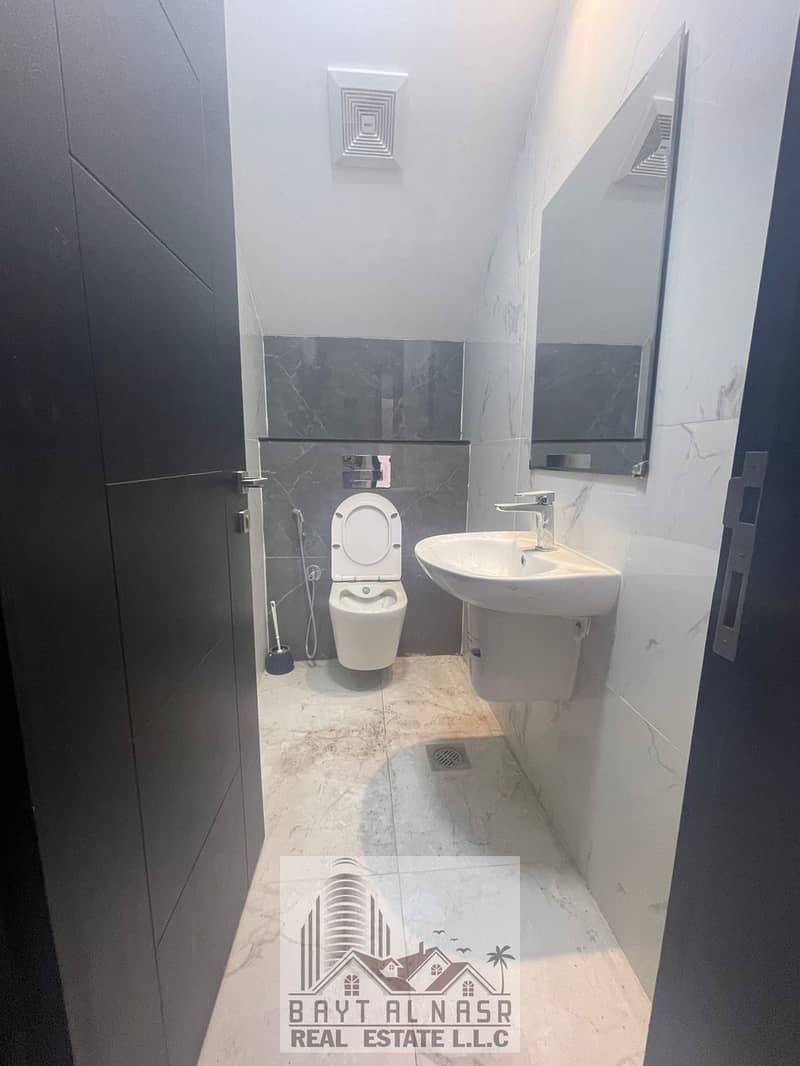22 guest washroo ground floor. jpeg