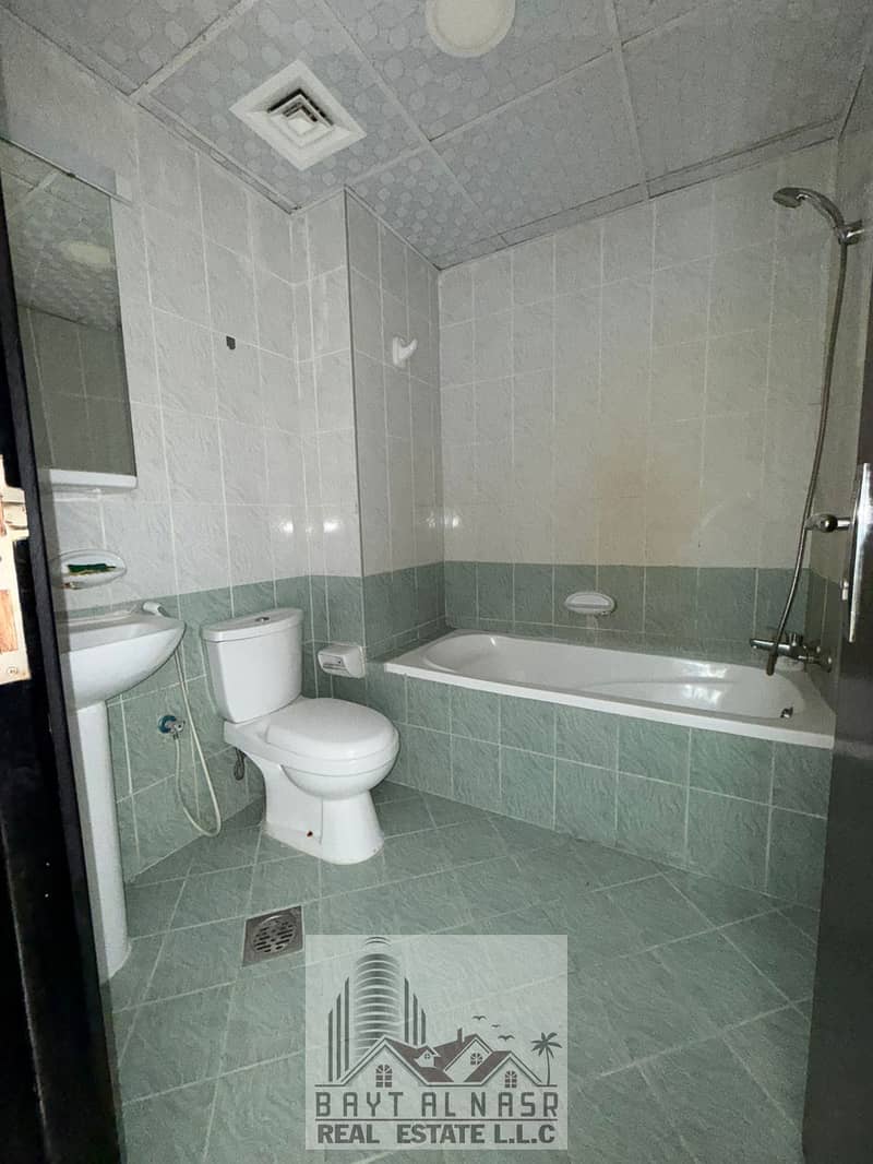 5 3 rd washroom. jpeg