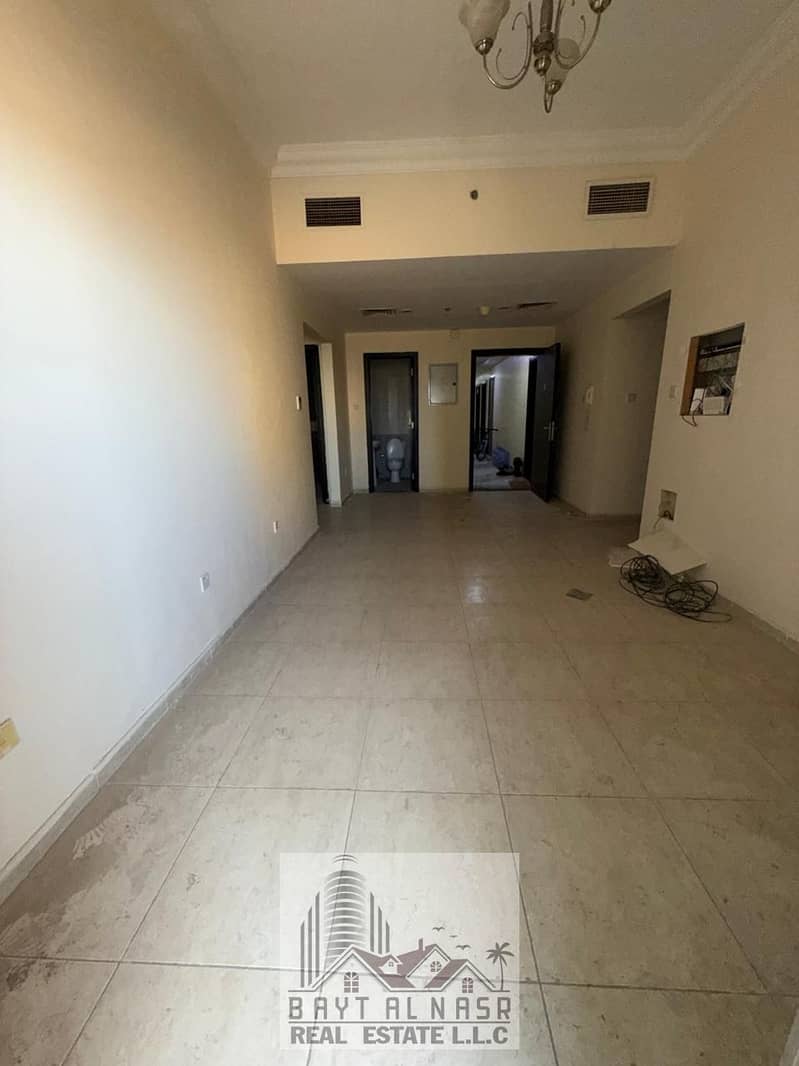 3 hall 2. jpeg