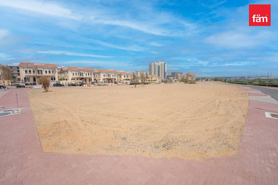 Approved For 1 Villa Or 2 Townhouses|Freehold Approved For 1 Villa Or 2 Townhouses|Freehold