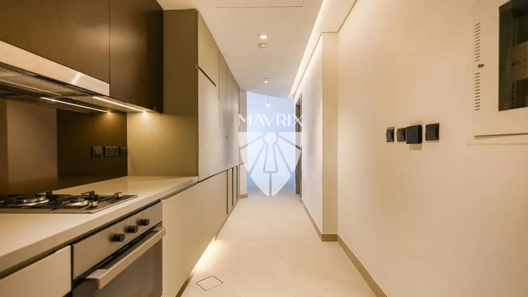 7 Image 7