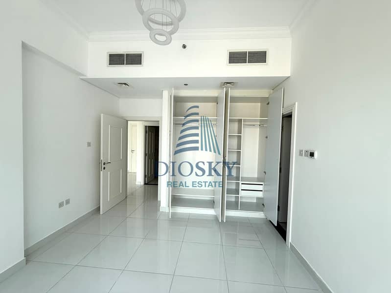 9 Image 9