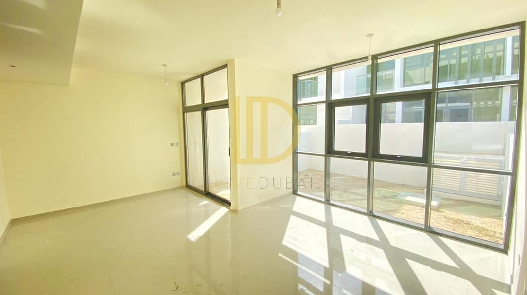 Vacant | Back to Back | R2M14 Type | 3 Bed | Maid Vacant | Back to Back | R2M14 Type | 3 Bed | Maid