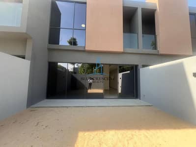 2 Bedroom Townhouse for Rent in Tilal City, Sharjah - 0ba40673-0166-4ce7-9d0a-409504a45138. JPG