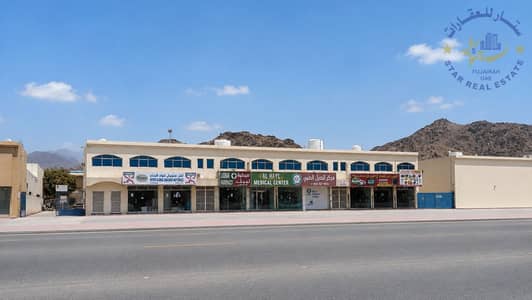 Building para en Venta en Al Hayl, Fujairah - الوجهة الاعلان. png Building para en Venta en Al Hayl, Fujairah - الوجهة الاعلان. png