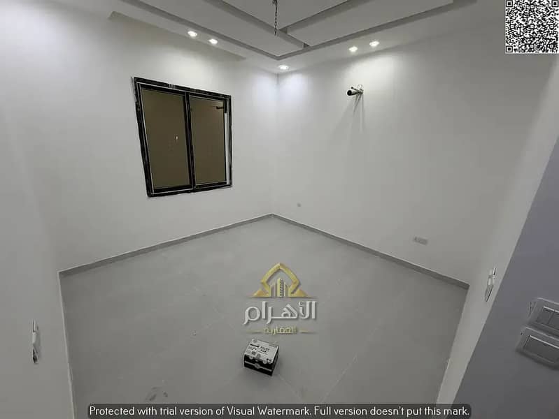 11 851415560-1066x800. webp