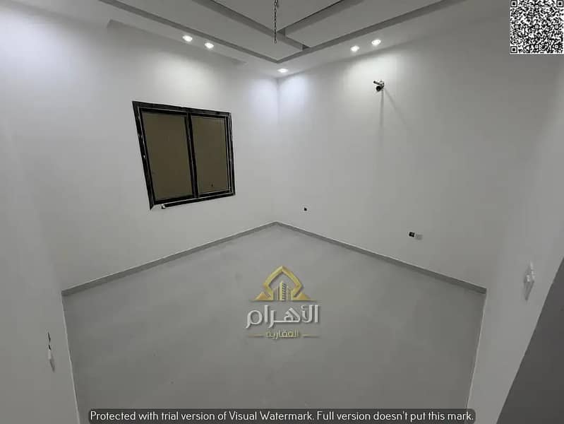 17 851415579-1066x800. webp