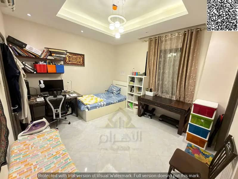 13 850743693-1066x800. webp