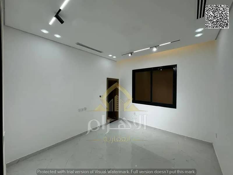 10 850148049-1066x800. webp