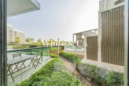 2 Bedroom Flat for Rent in Palm Jumeirah, Dubai - Private Terrace Pool Access | Vacant Now 2 Bedroom Flat for Rent in Palm Jumeirah, Dubai - Private Terrace Pool Access | Vacant Now